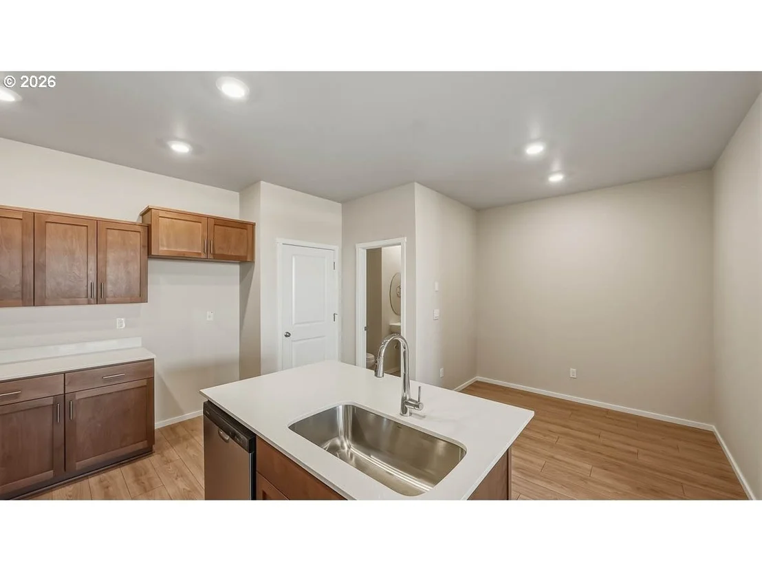 Photo of 6216 SE Lusted RD