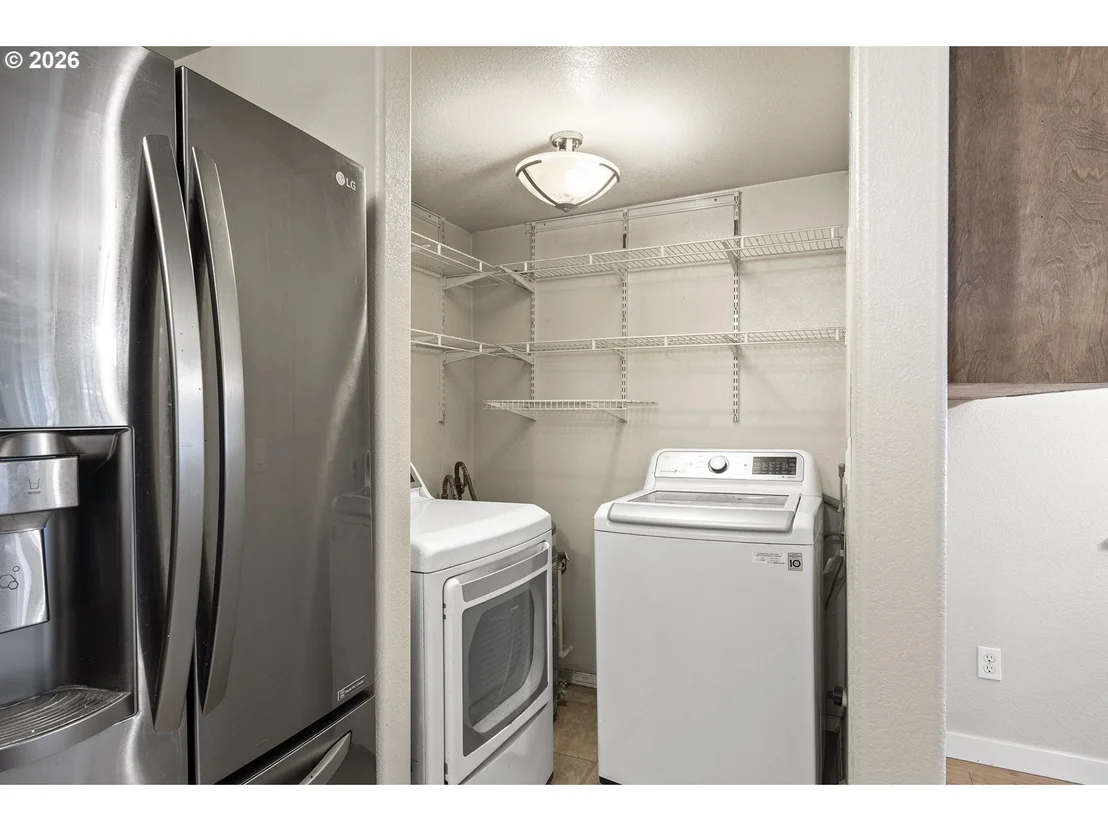 Photo of 16024 LEONA LN