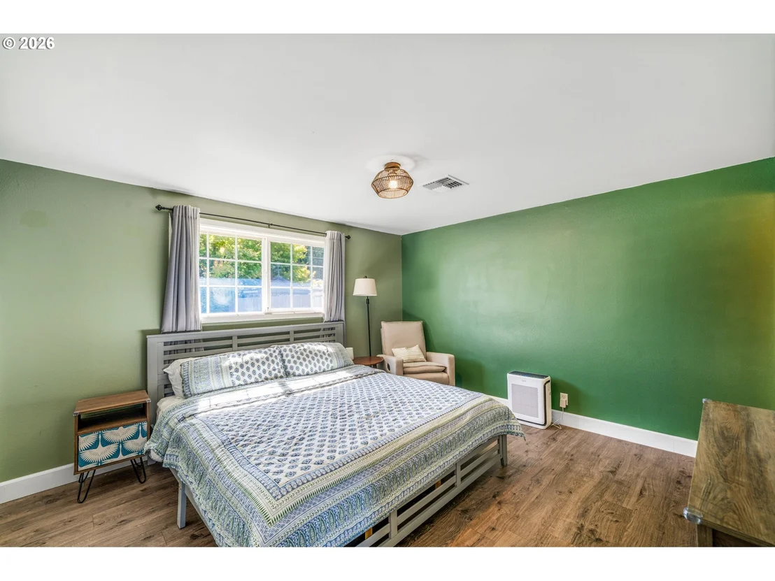 Photo of 276 KNIGHT AVE