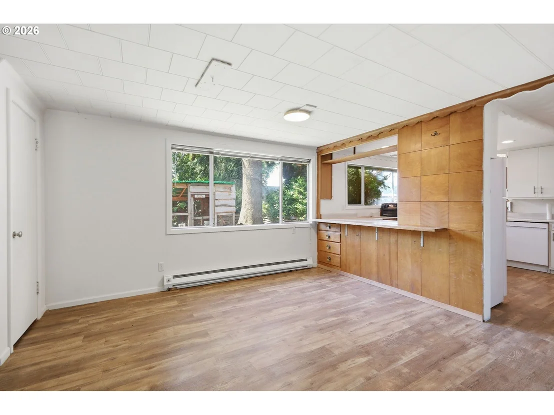 Photo of 605 KOURT DR