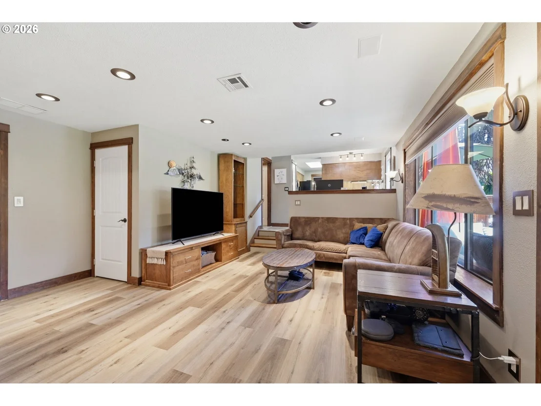 Photo of 426 CARTHAGE AVE