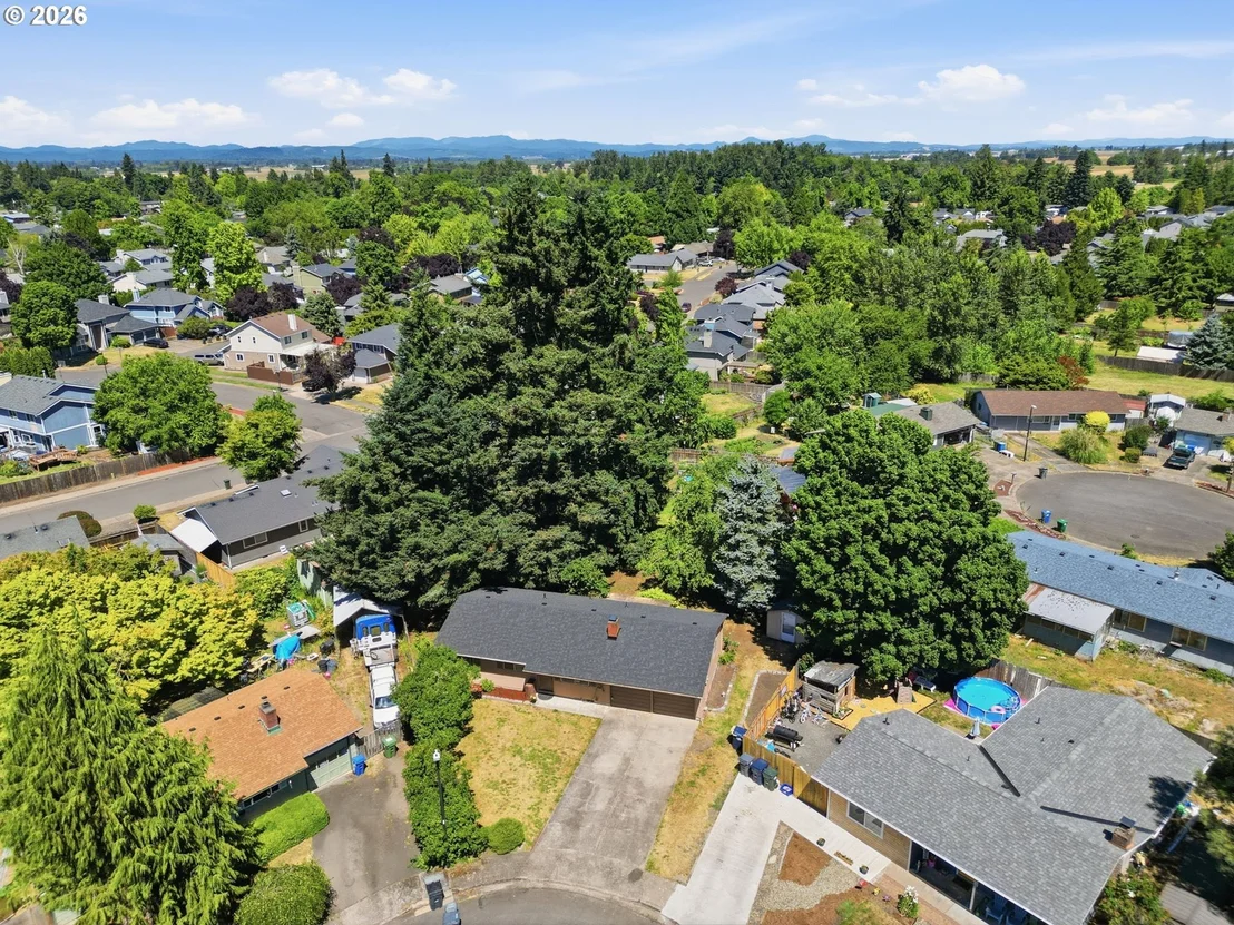 Photo of 2250 W IRWIN WAY
