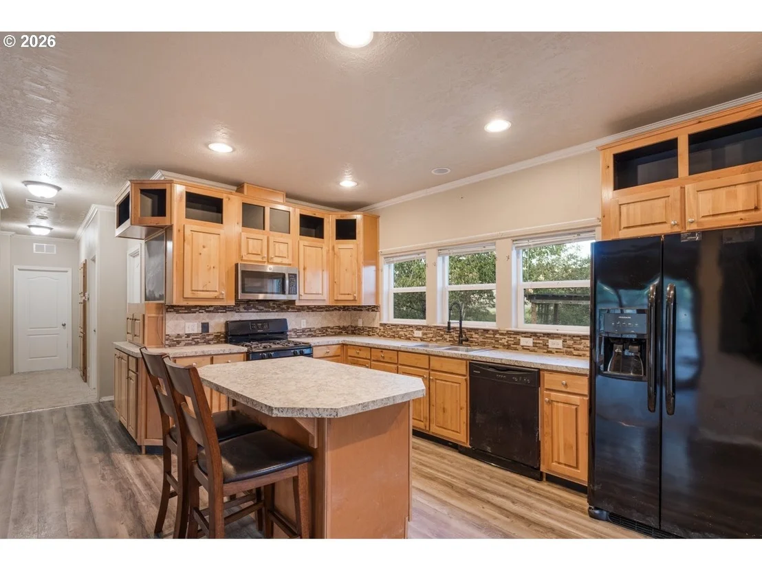 Photo of 1623 LOWER CREST RD