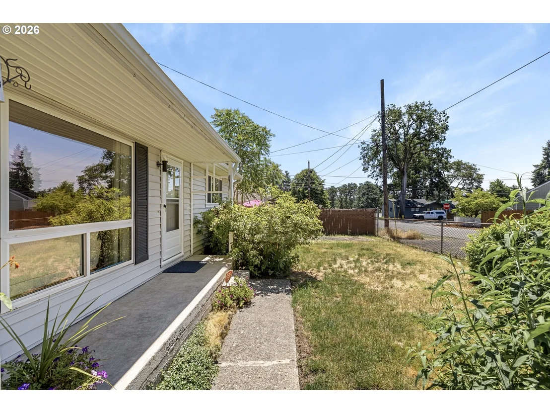 Photo of 845 CORNELL AVE