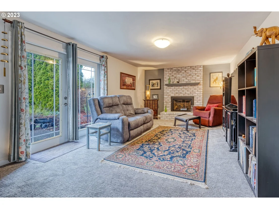 Photo of 1133 TYSON LN
