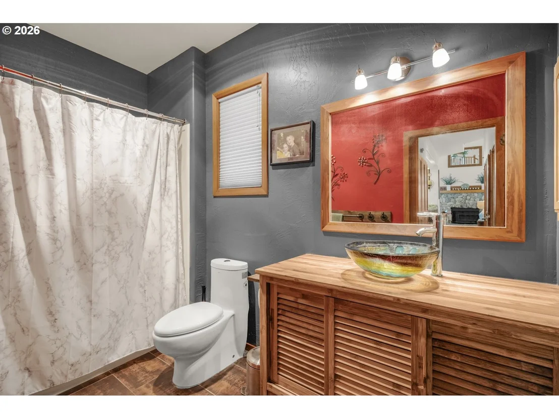 Photo of 5655 TAMARACK LN