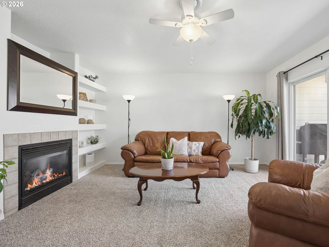 Photo of 1384 SW 22ND TER