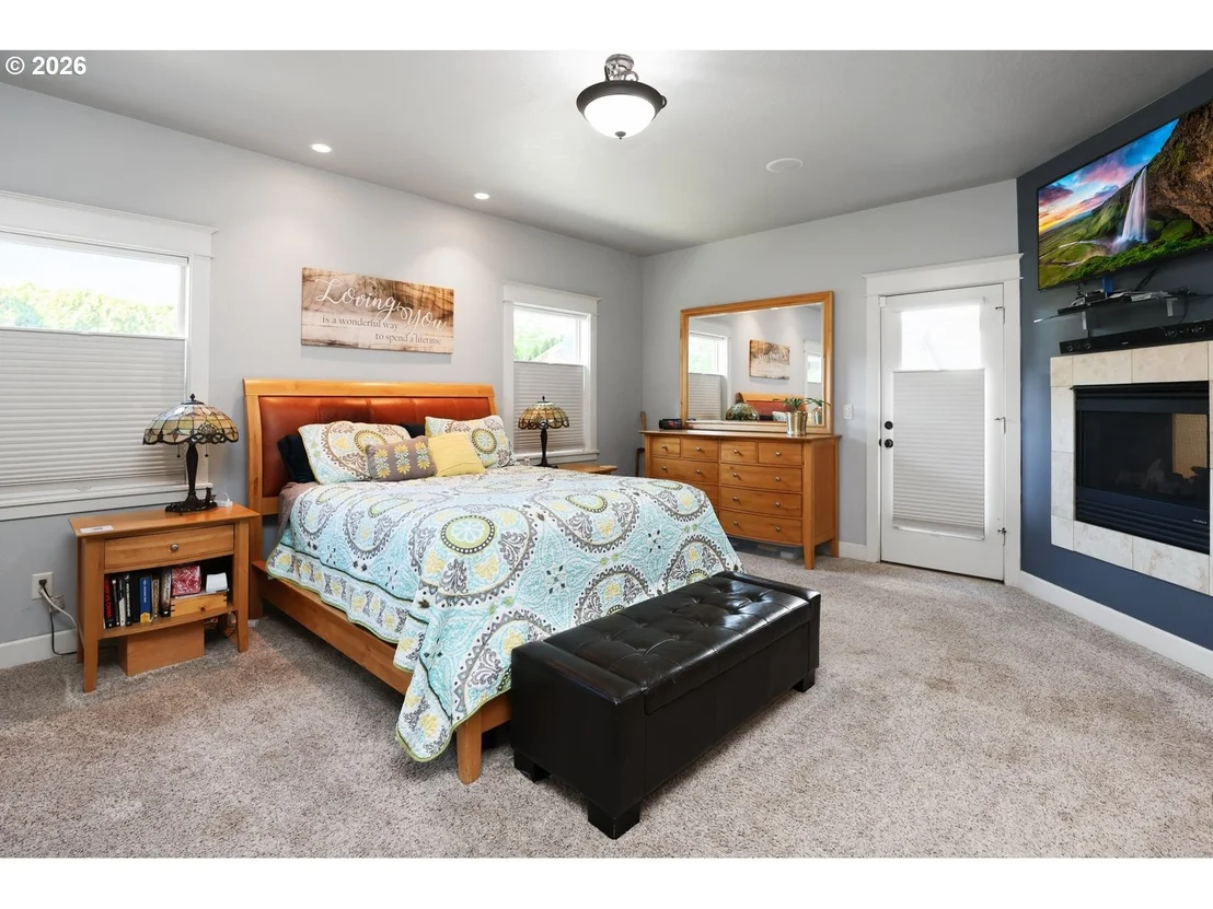 Photo of 347 LAZY AVE
