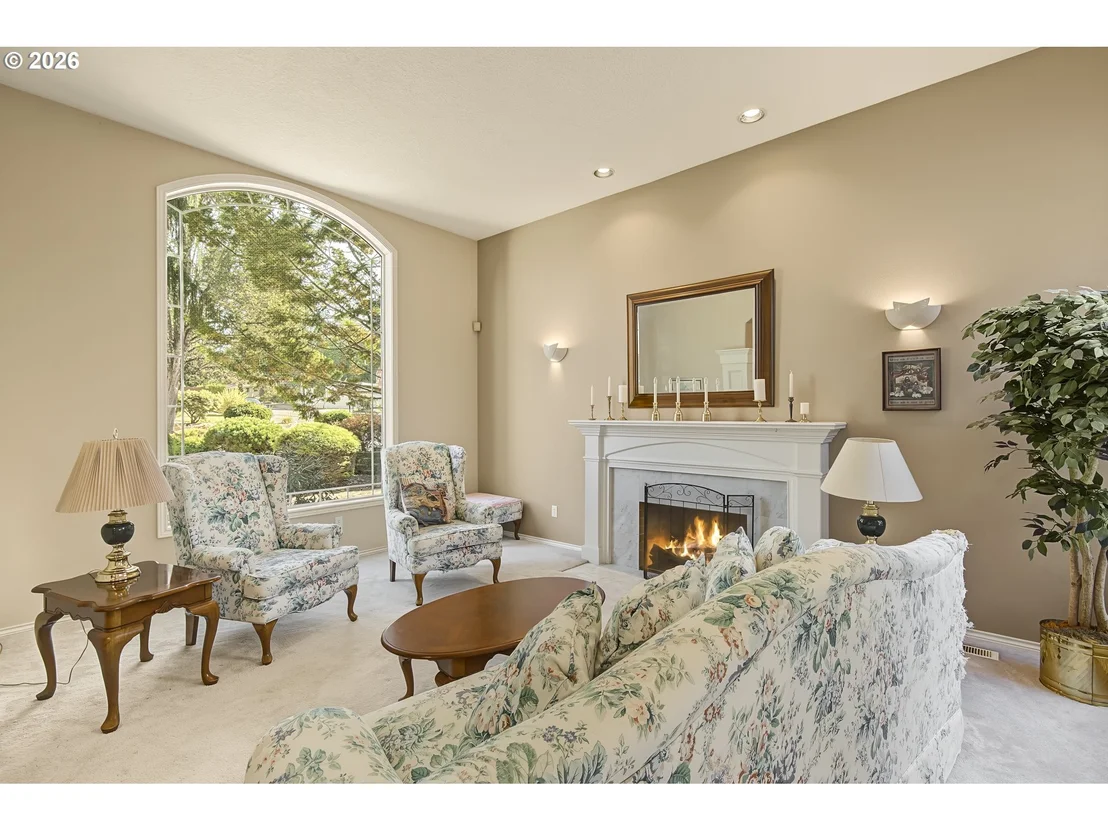 Photo of 501 NW MAWRCREST PL