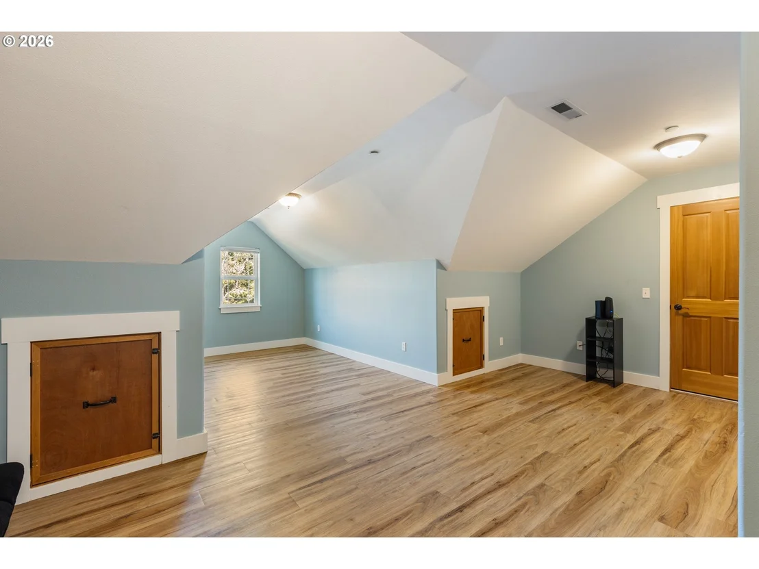 Photo of 660 18TH AVE