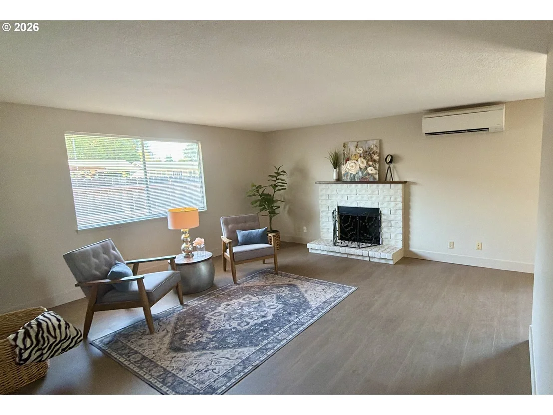 Photo of 4478 HILTON DR