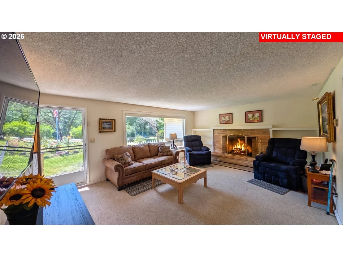 Photo of 36991 ROW RIVER RD