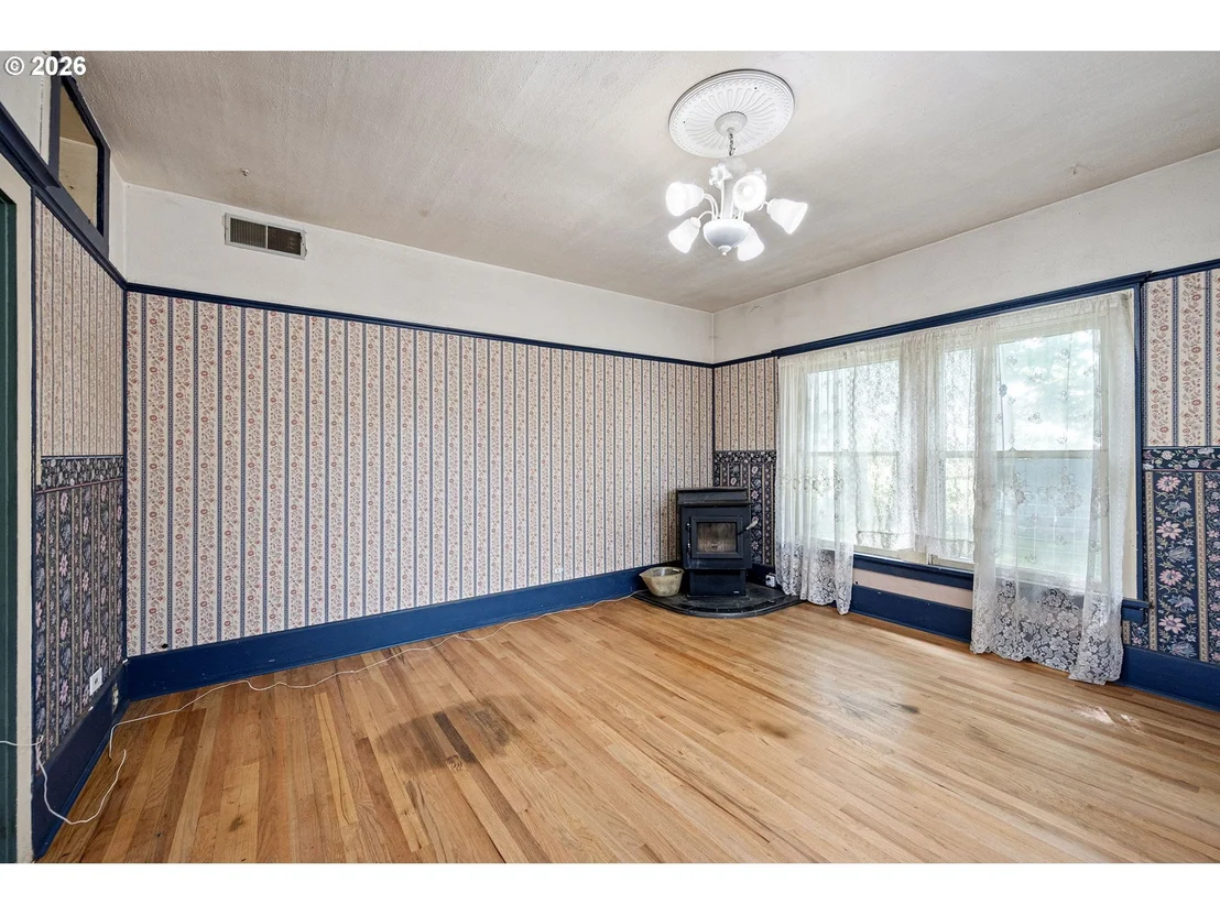 Photo of 5320 ROYAL AVE
