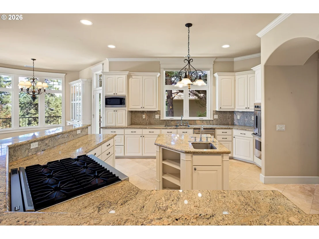 Photo of 2663 RIDGEMONT DR