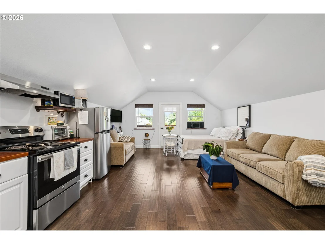 Photo of 2991 Yolanda AVE