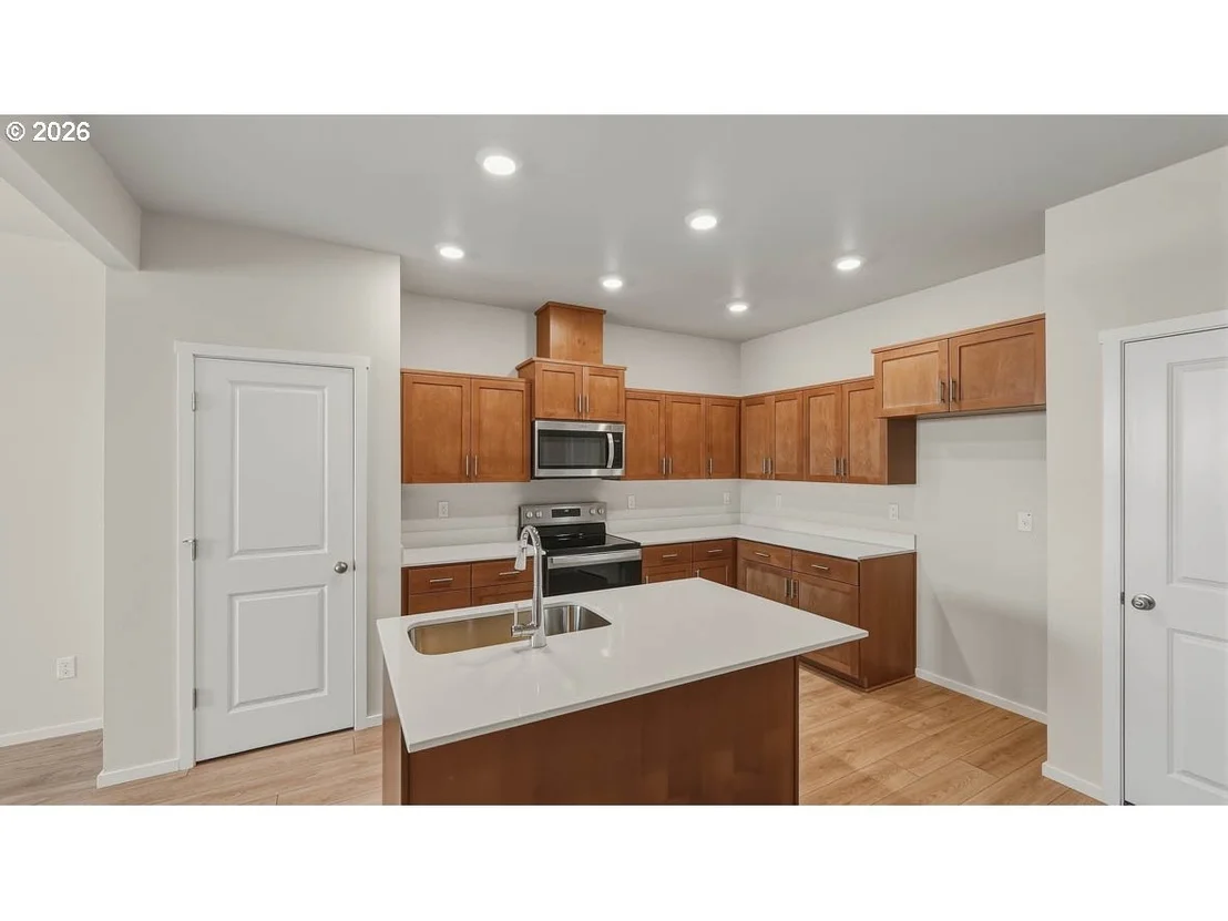 Photo of 6216 SE Lusted RD