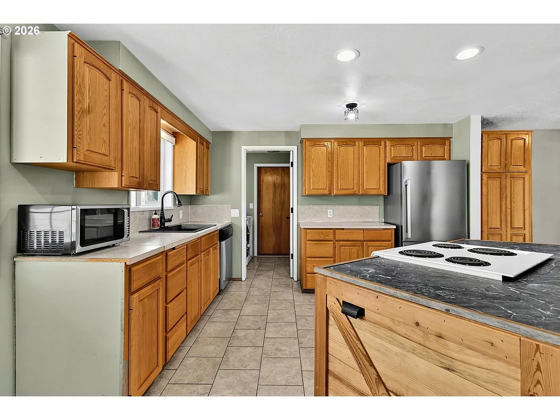 Photo of 2488 VIEWMONT AVE