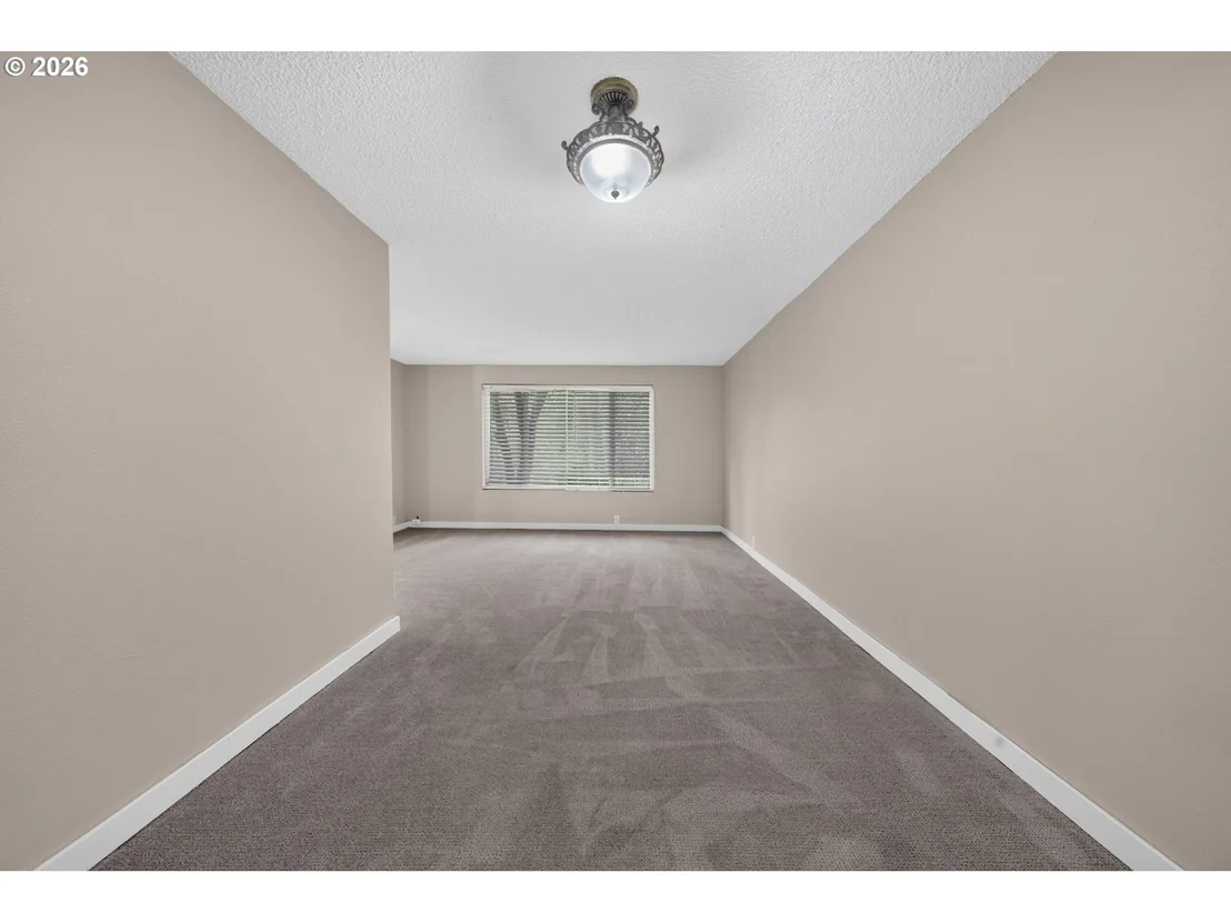 Photo of 20 BRAE BURN DR