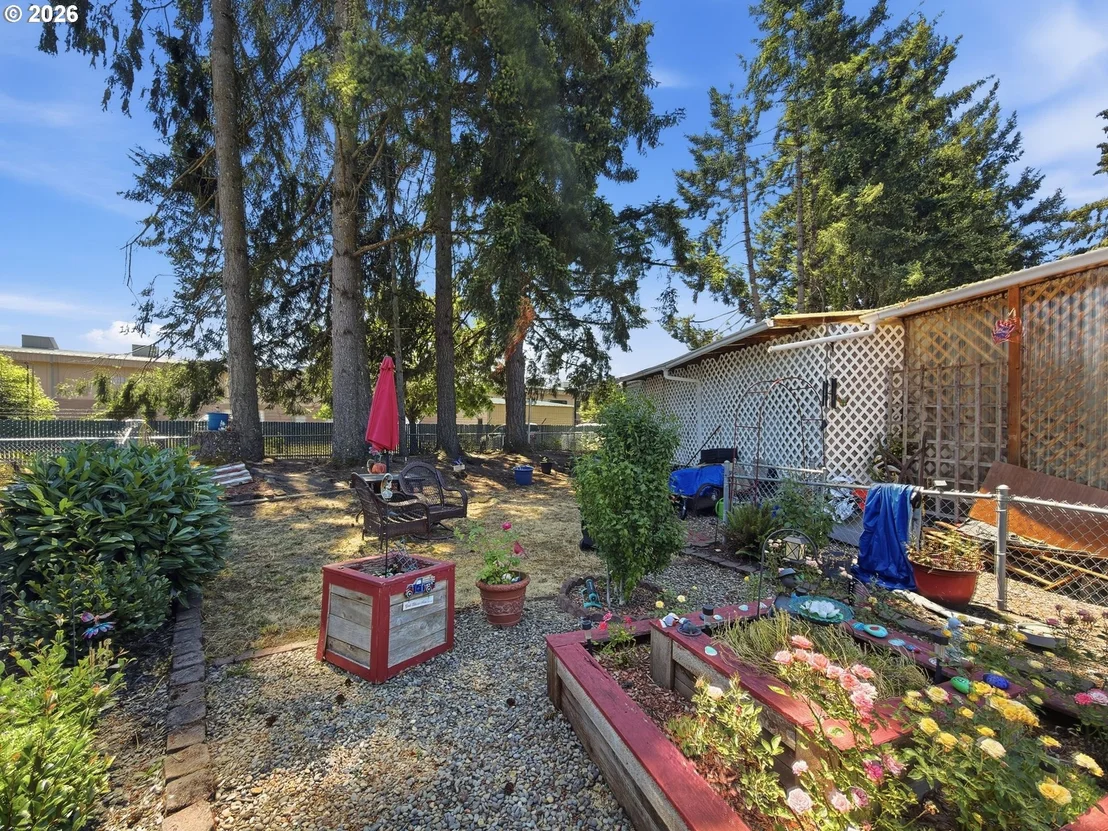 Photo of Unit 39 at 2145 31ST ST