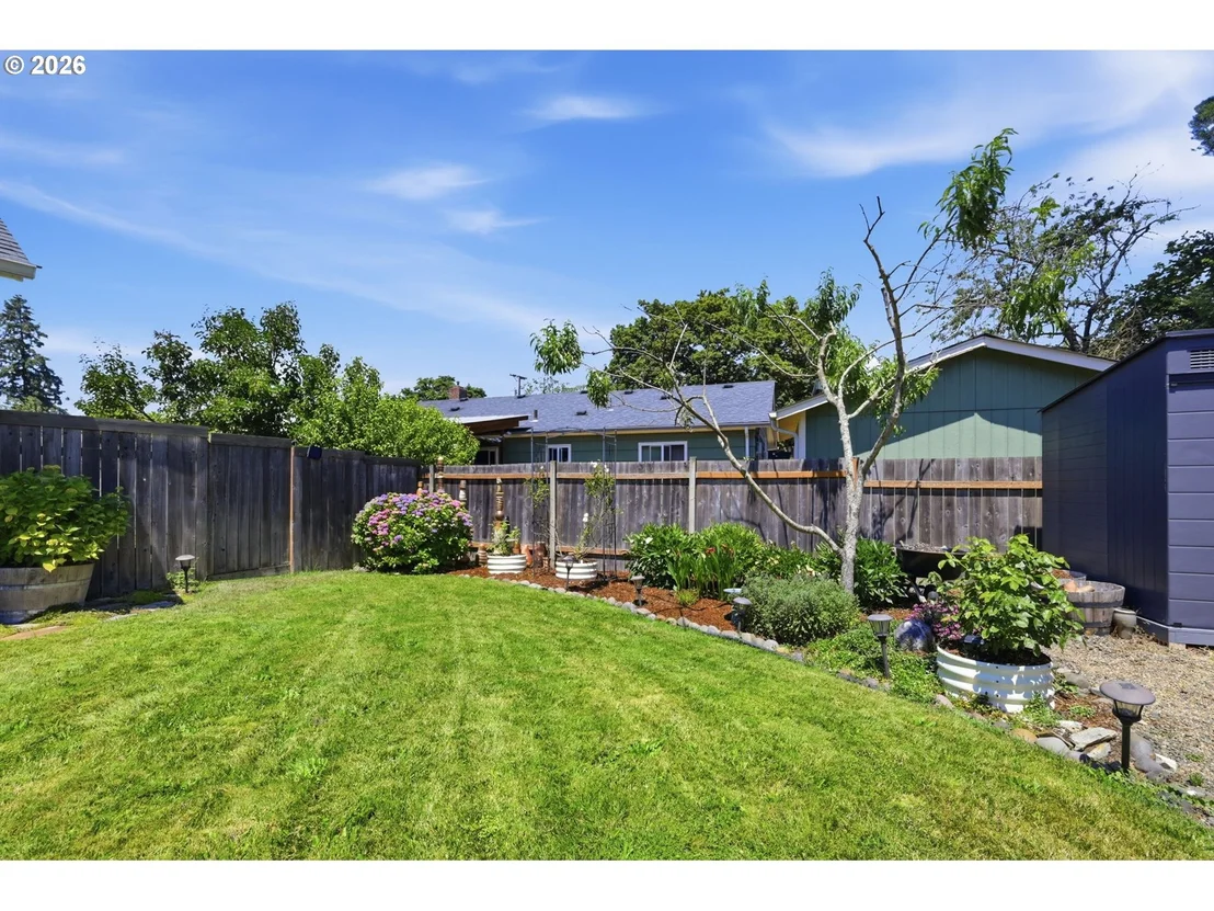 Photo of 2910 RIVER RD