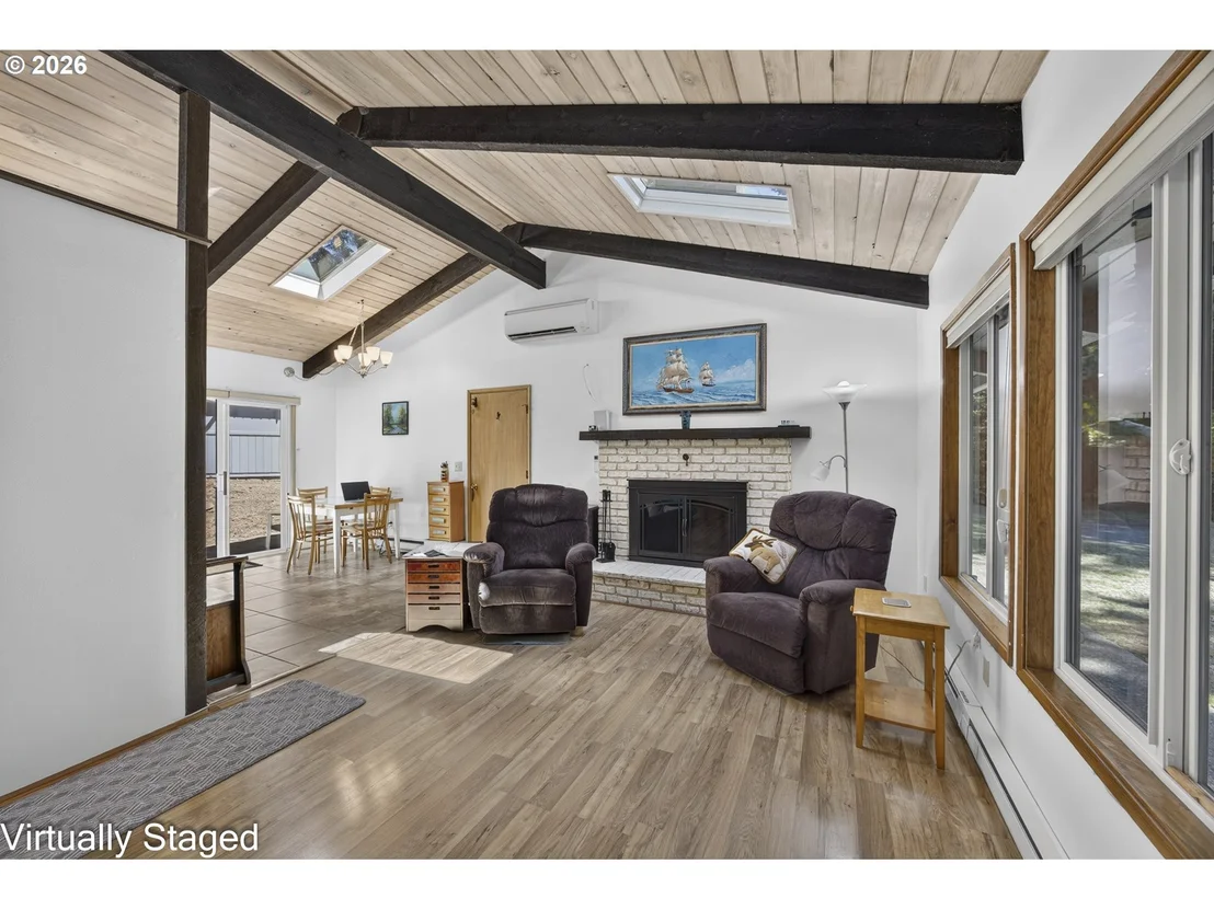 Photo of 5665 PENINSULA RD