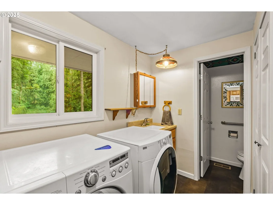 Photo of 40153 BOOTH KELLY RD