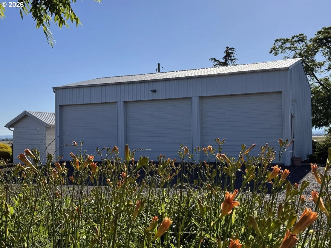 Photo of 33174 LANGMACK RD