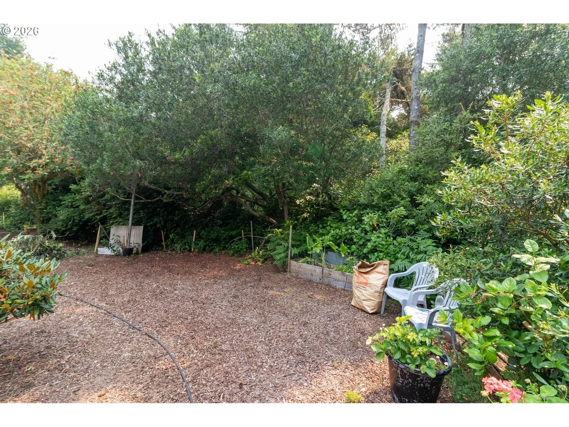 Photo of 4792 RHODODENDRON LOOP