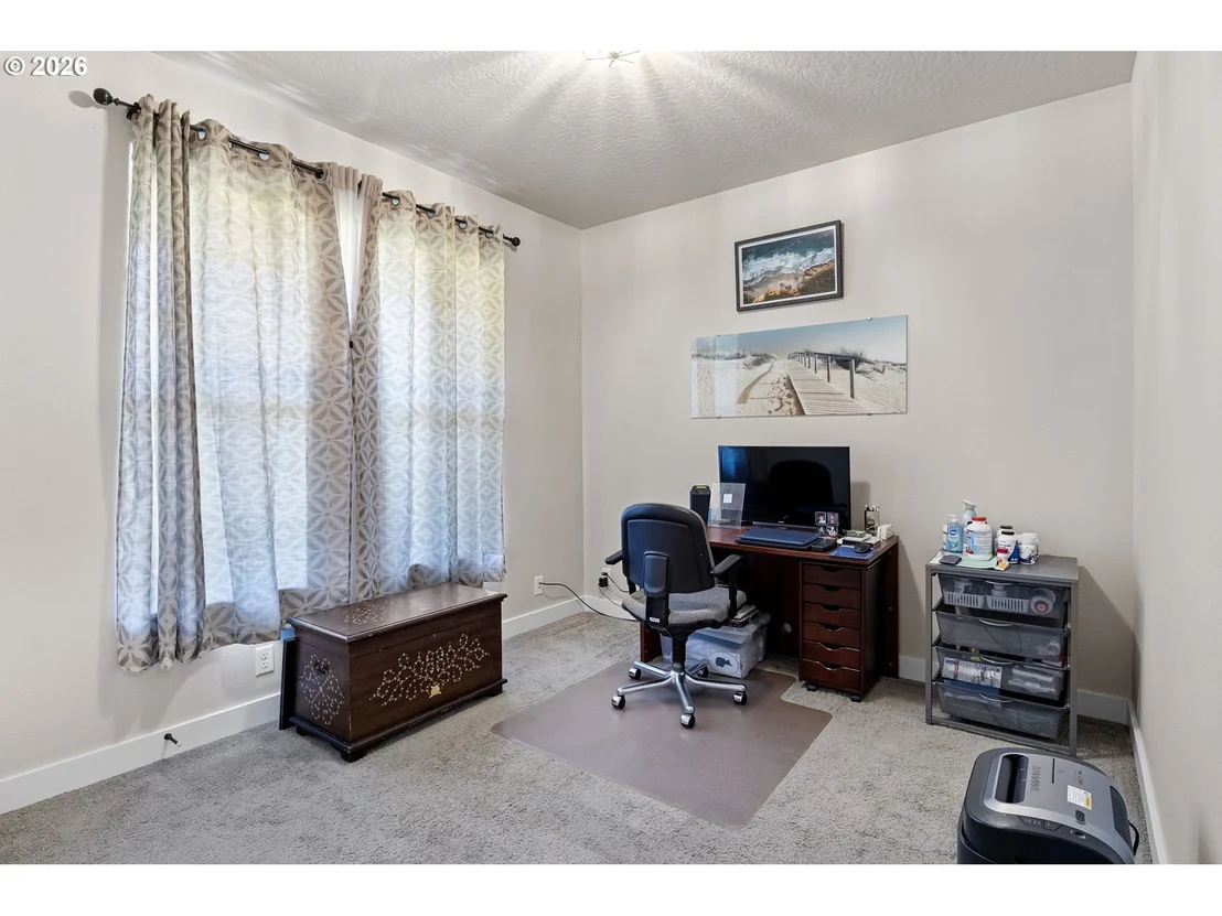Photo of 963 PENNINGTON CT