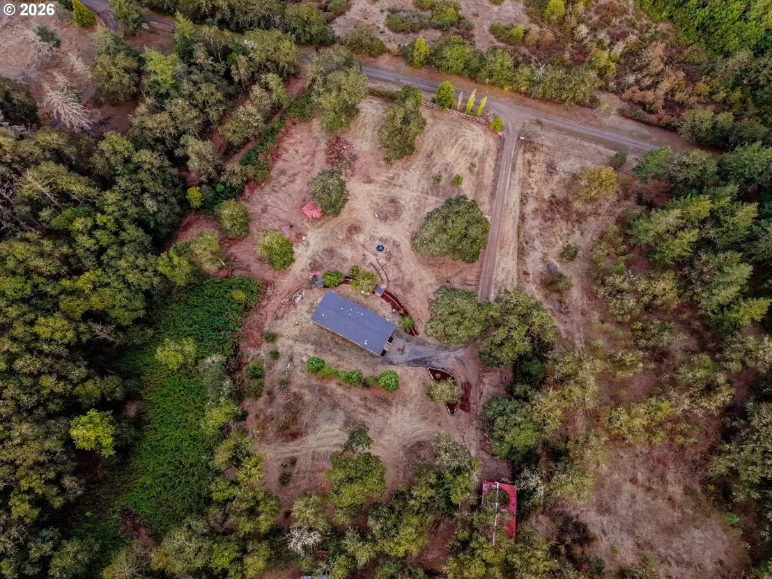 Photo of 1623 LOWER CREST RD