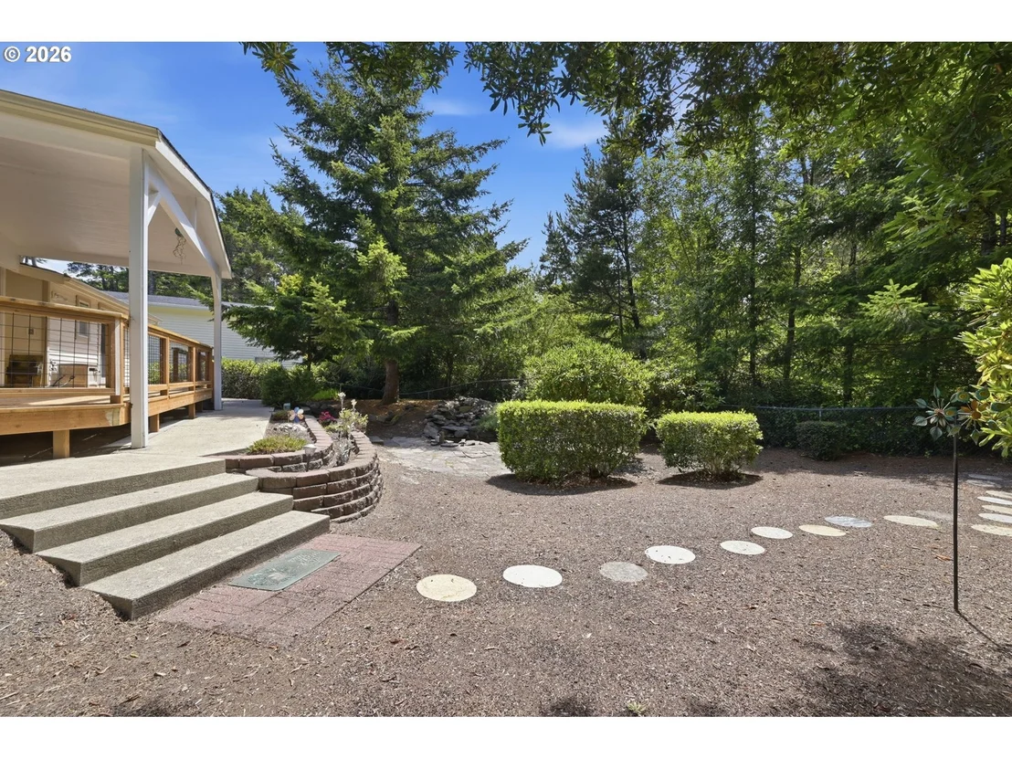 Photo of 489 SHERWOOD LOOP