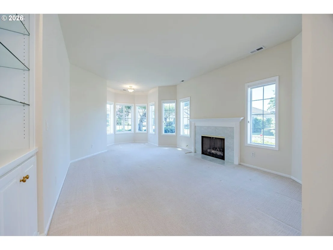 Photo of 3279 Lakemont DR