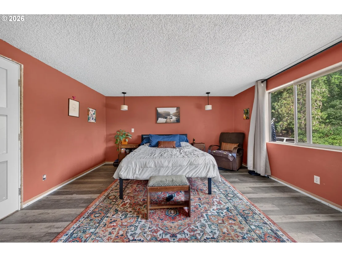 Photo of 390 HUNINGTON AVE