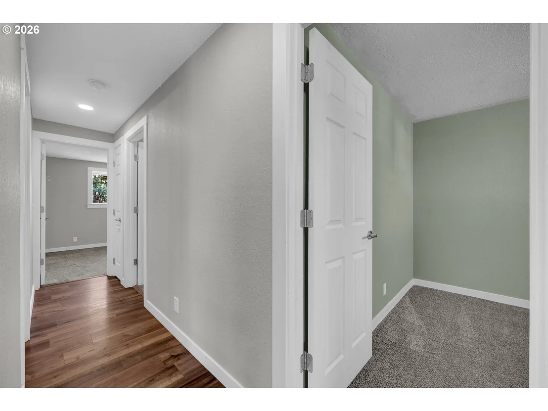 Photo of 326 38TH PL