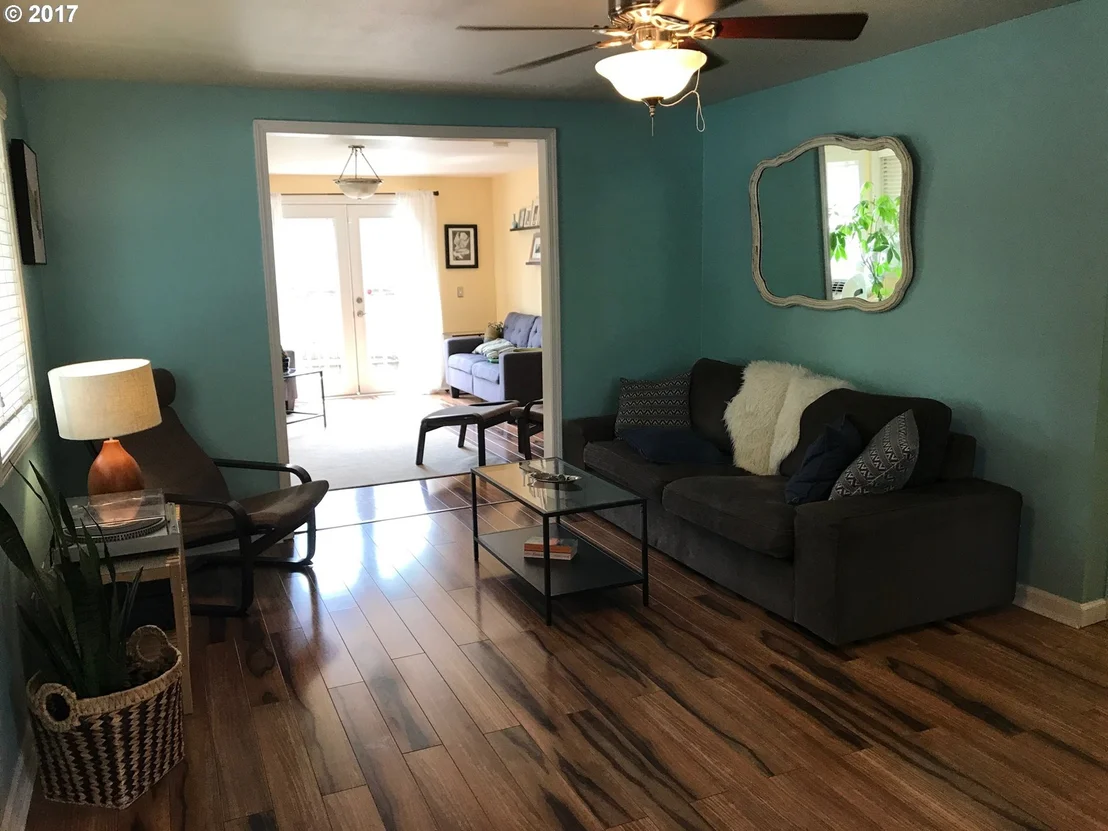 Photo of 1352 MILL ST