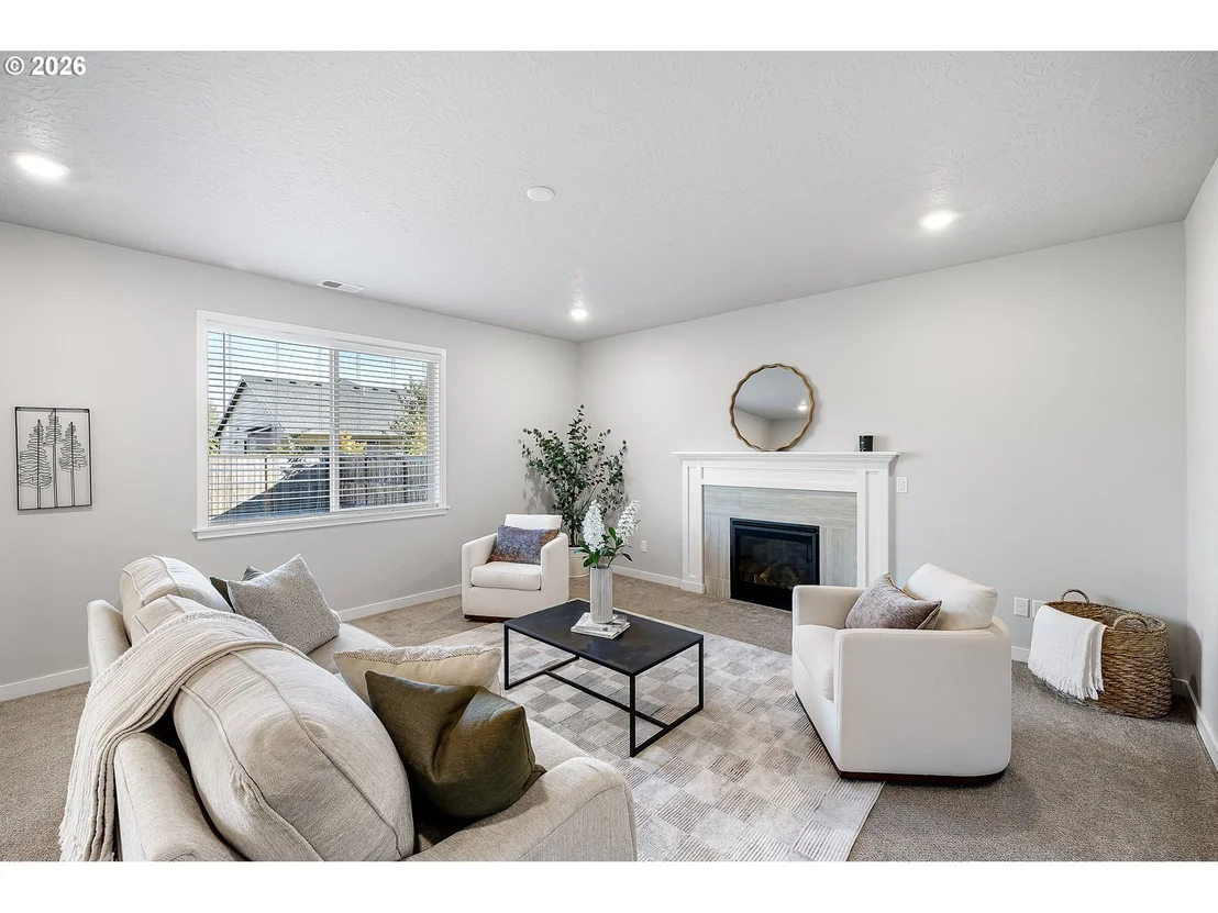 Photo of 2452 W 9TH AVE