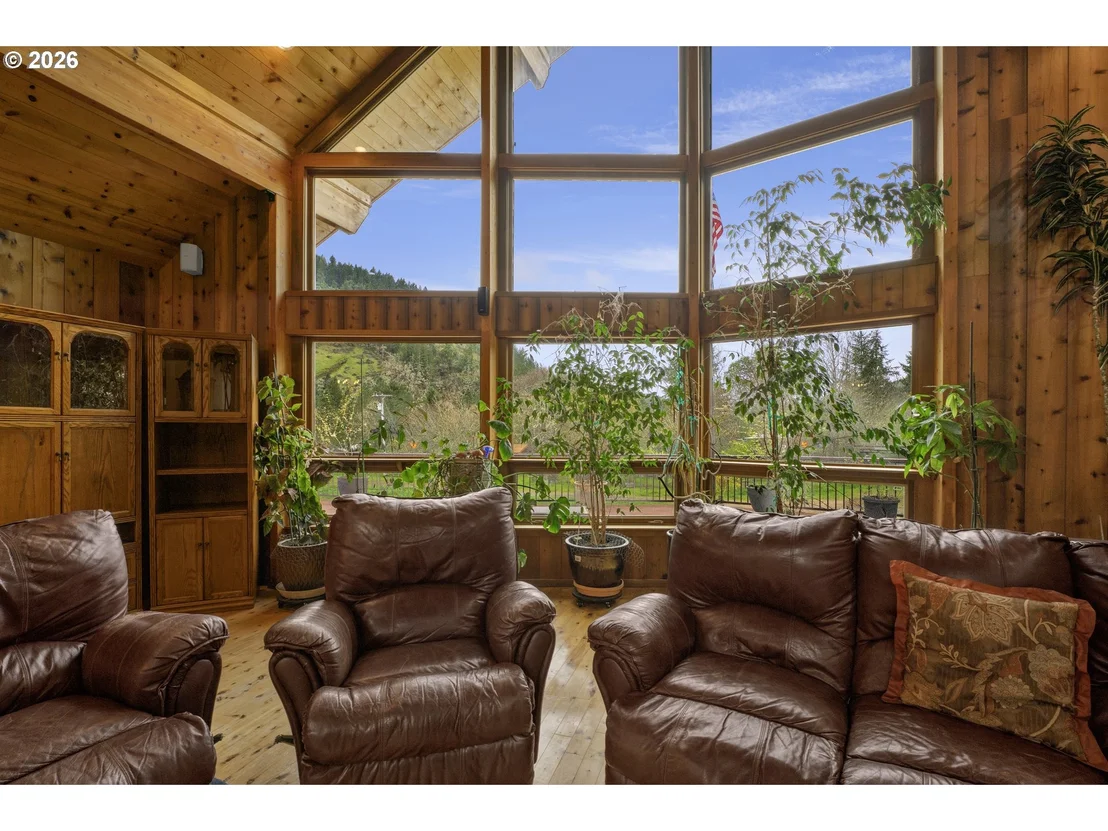 Photo of 6700 UPPER OLALLA RD
