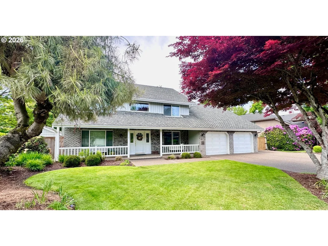 Photo of 1364 VICTORIAN WAY