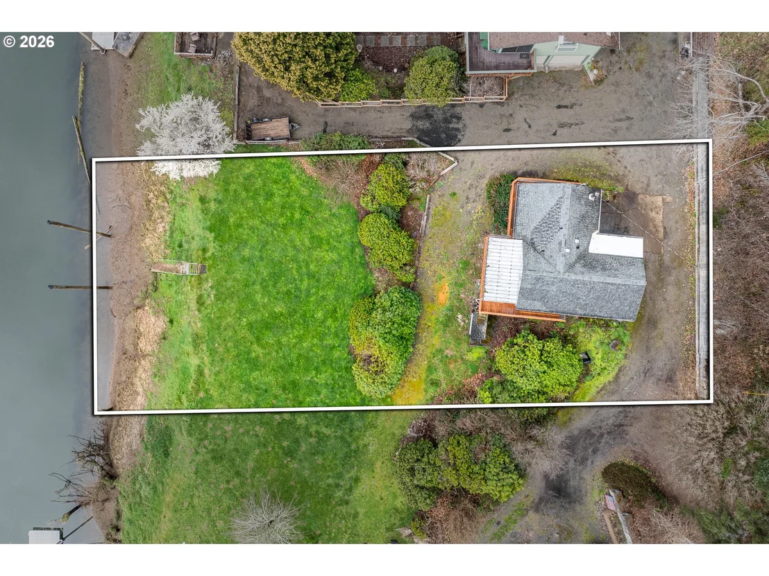Photo of 10919 E MAPLETON RD