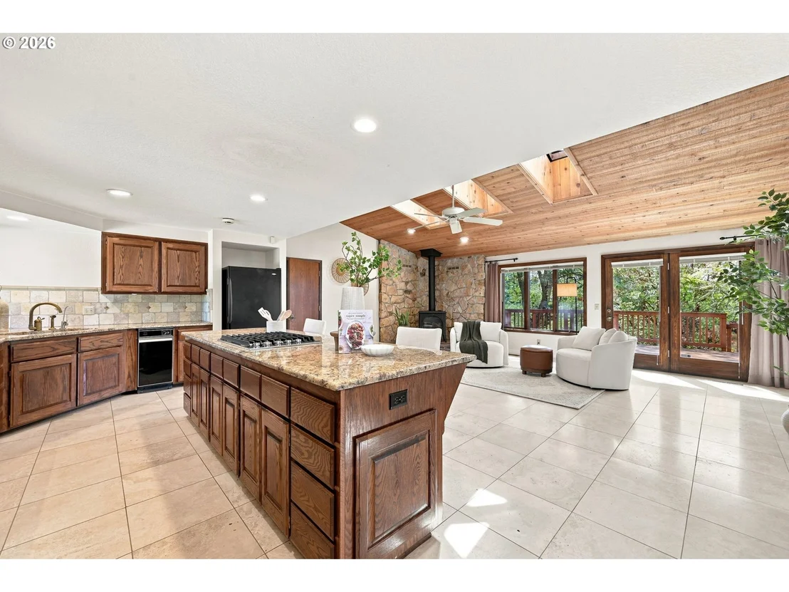 Photo of 87188 GREEN HILL RD