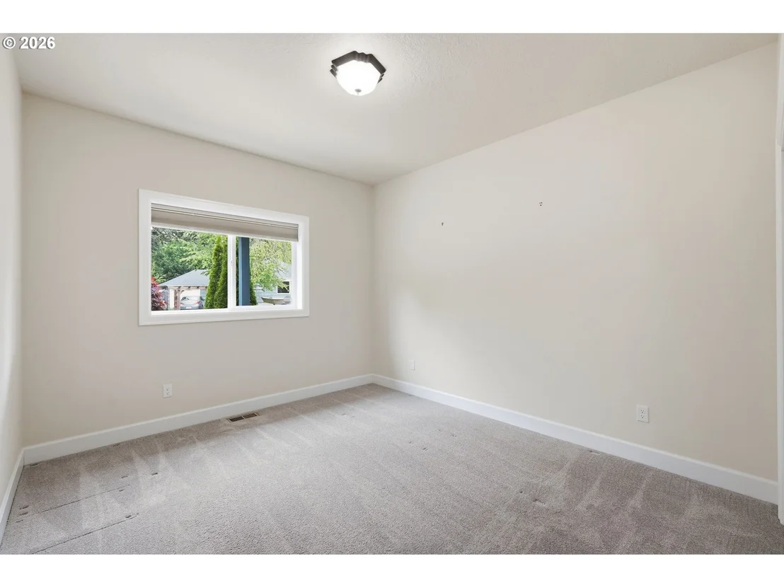Photo of 106 HANSEN LN