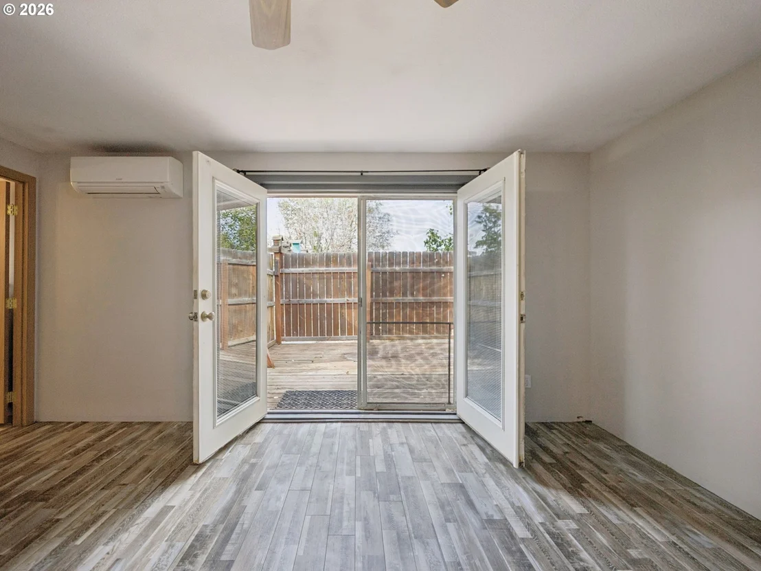 Photo of 12866 SE DAVIS LOOP