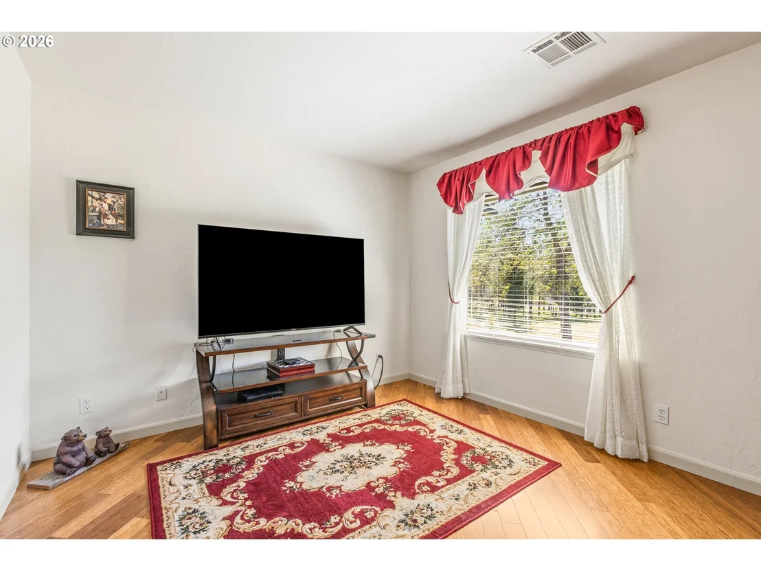 Photo of 757 ECHO DR