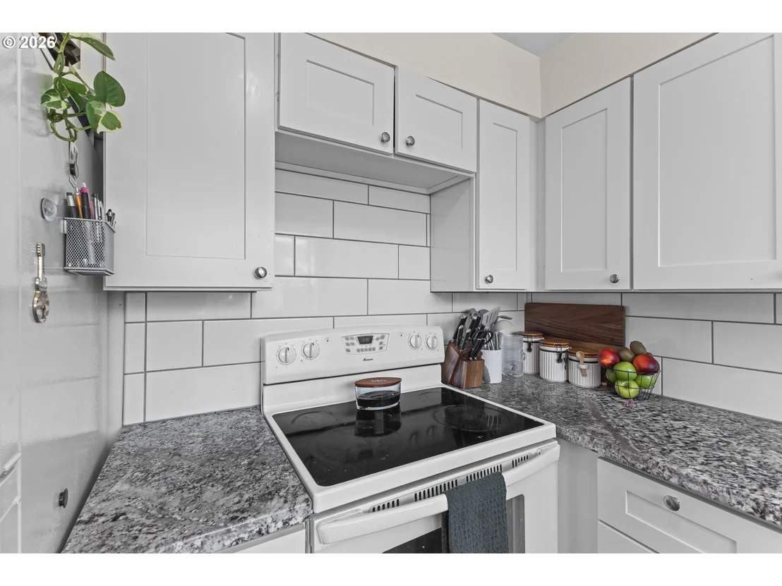 Photo of 2157 MYRTLE AVE