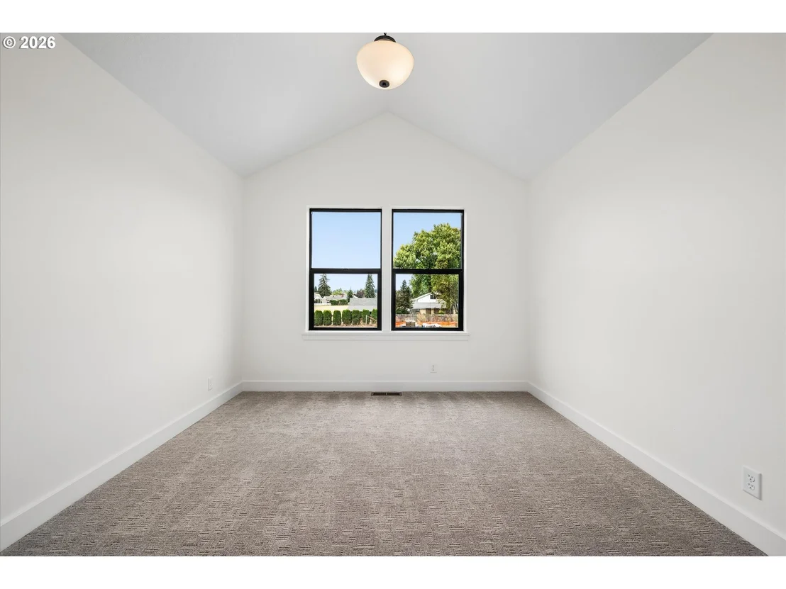 Photo of 89 CHURCHVIEW DR