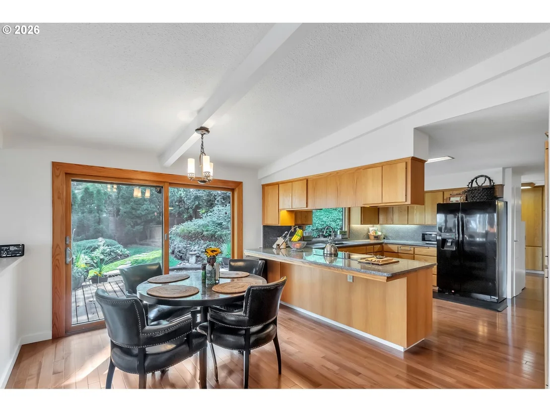 Photo of 2610 HIGHLAND OAKS DR