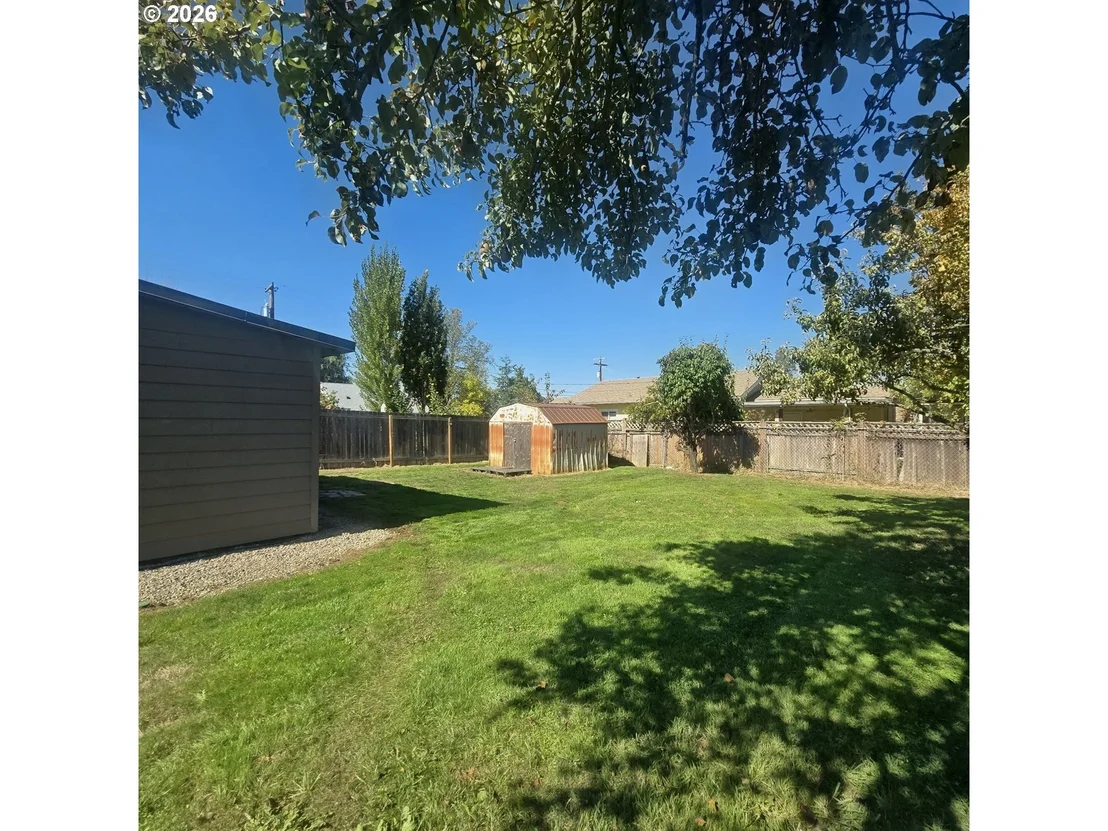 Photo of 1875 W 18TH AVE