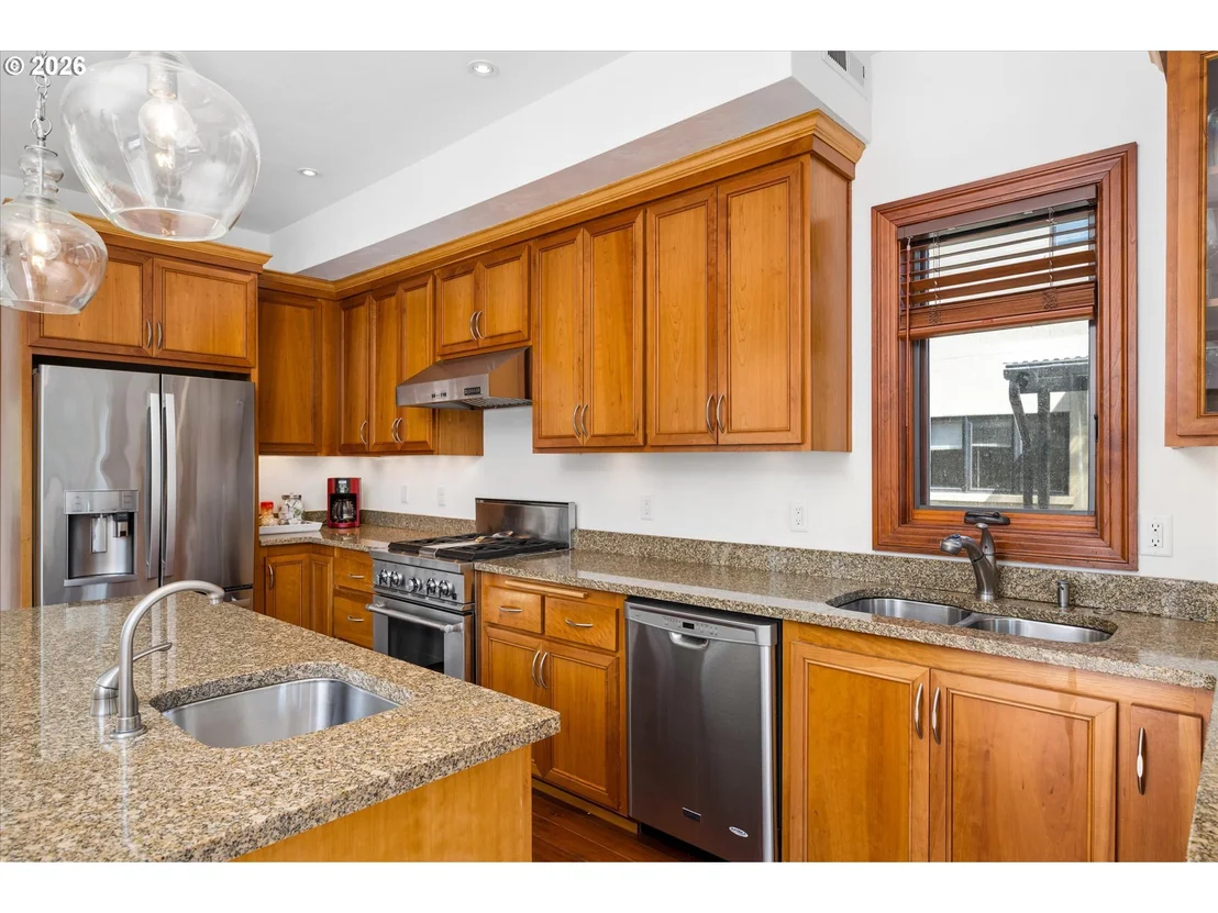 Photo of 2883 LORD BYRON PL