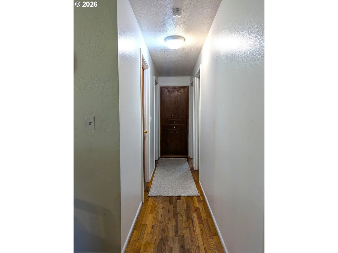 Photo of 76501 PORTAL DR