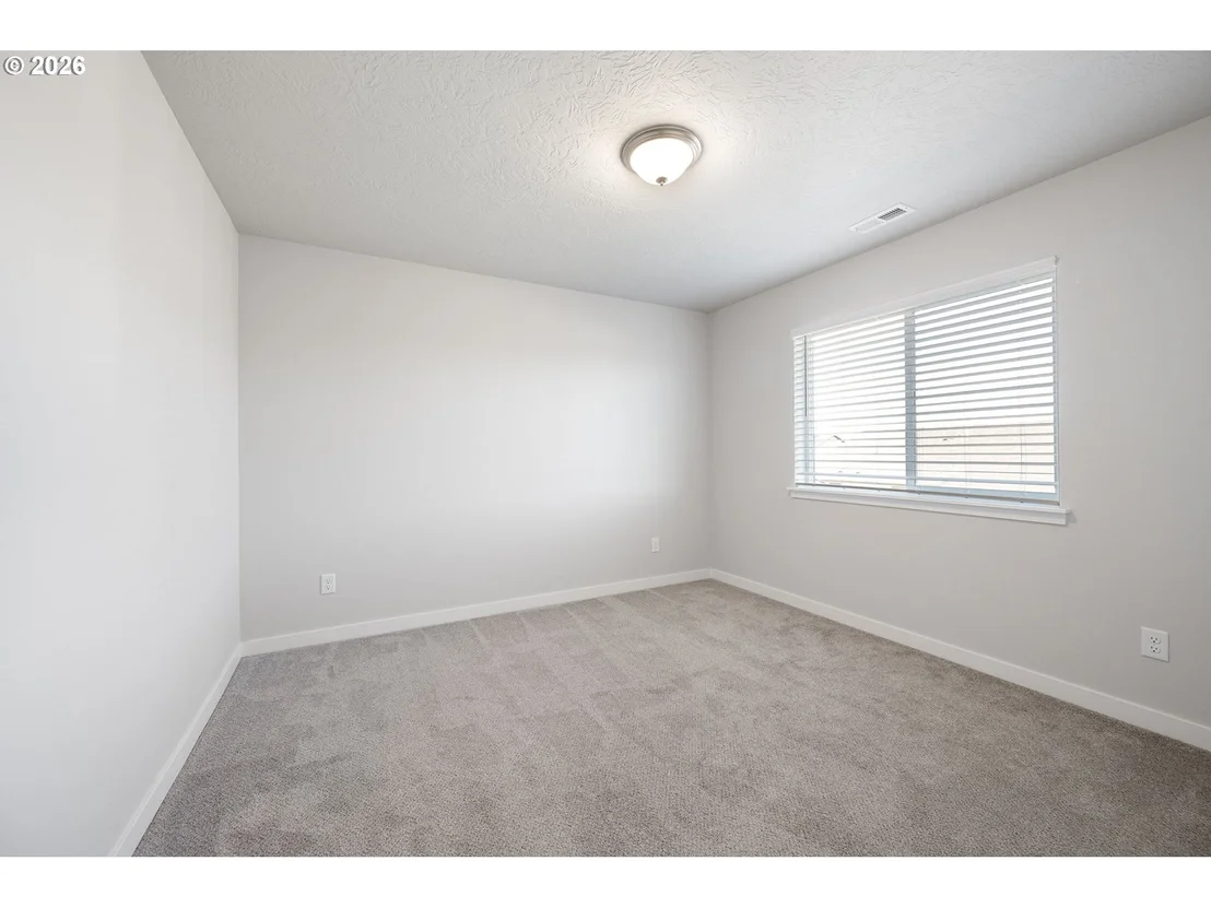 Photo of 2452 W 9TH AVE
